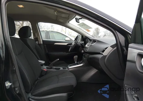 2018 Nissan Sentra S z USA, uszkodzony, nr VIN 3N1AB7AP4JY282494